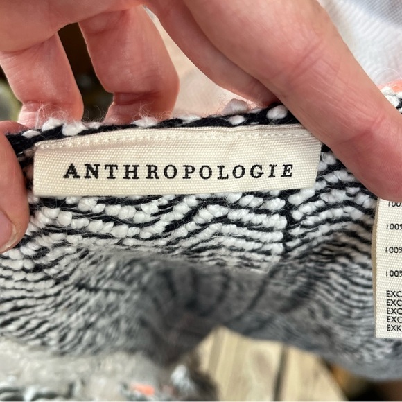 Anthropologie Gray and Cream Tapestry with Geometric Patterns - Picture 4 of 9